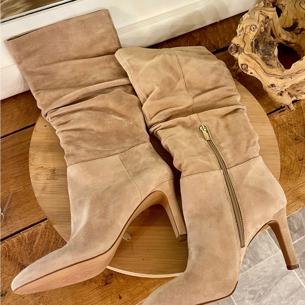 Elegant Tan Suede Knee-High Boots - Picture 13 of 13